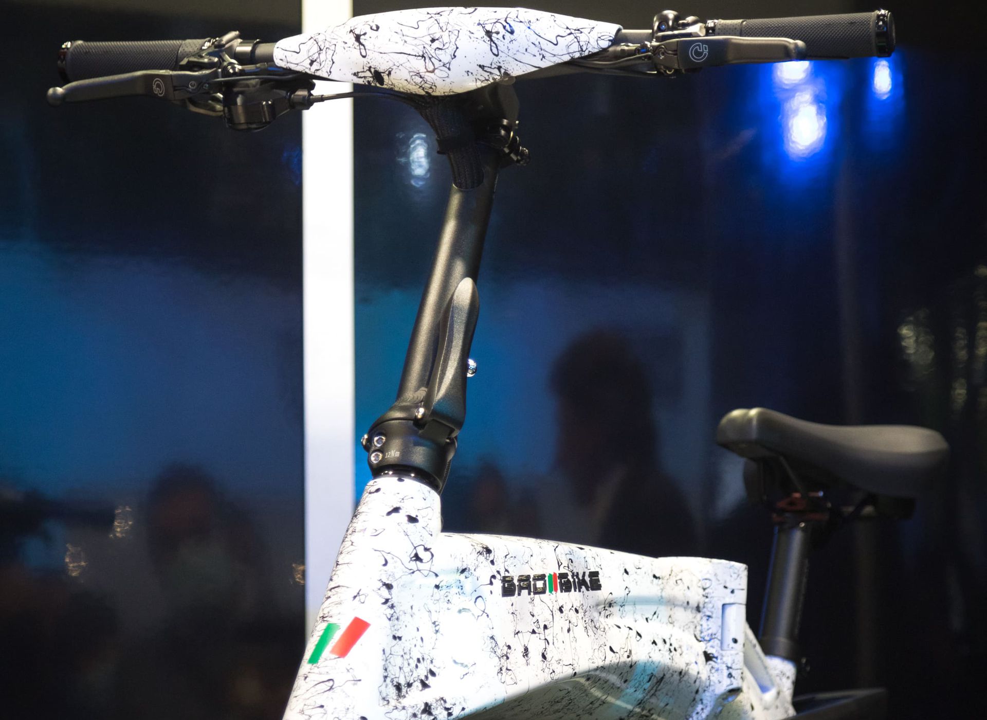 Sud Notizie – Bad Bike presenta all’EICMA la e-bike del futuro con motore centrale o posteriore
